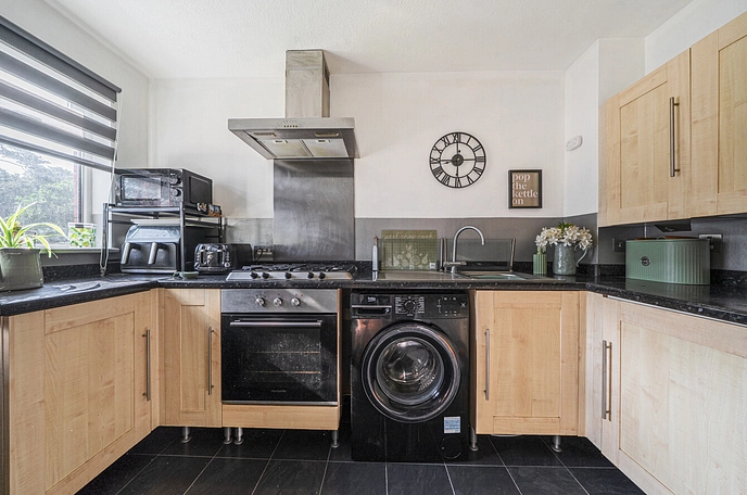 2 bedroom  terraced house to rent