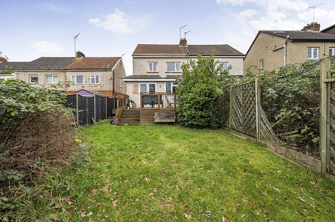 3 bedroom  semi-detached house for sale