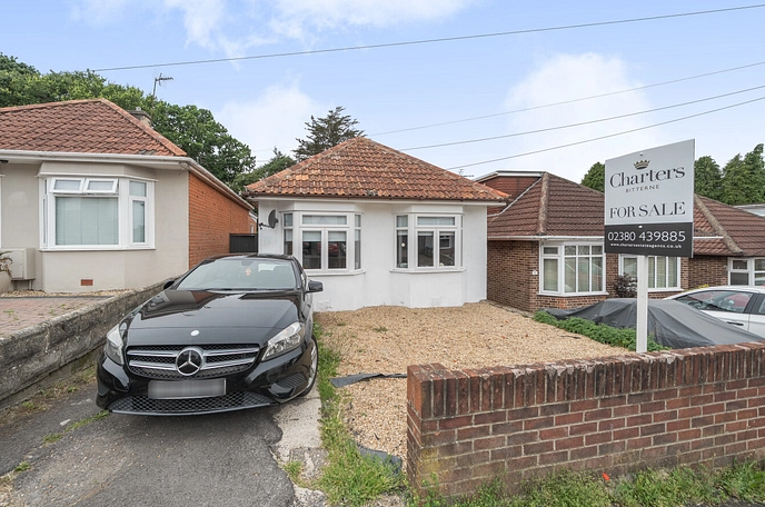 3 bedroom  detached bungalow for sale