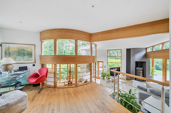 4 bedroom  detached house for sale