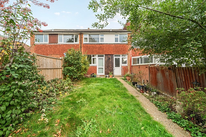 3 bedroom  terraced house for sale