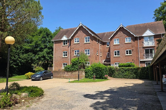 2 bedroom apartment for sale