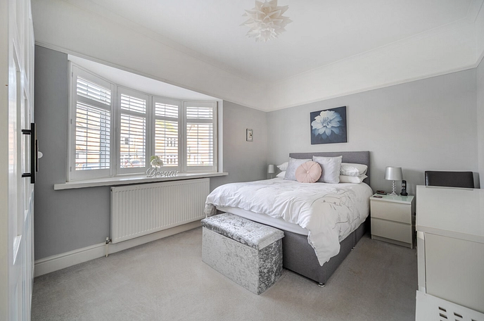 3 bedroom  semi-detached bungalow for sale