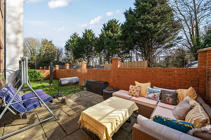 2 bedroom apartment for sale