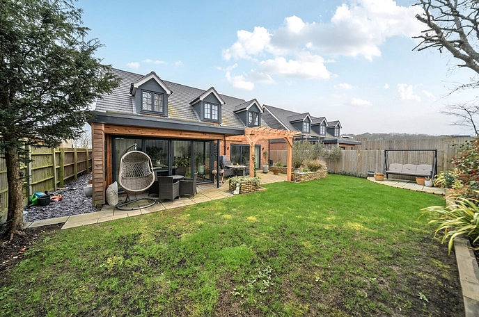 3 bedroom  detached house for sale