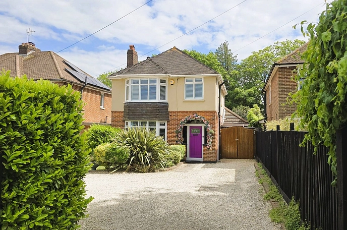 4 bedroom  detached house for sale