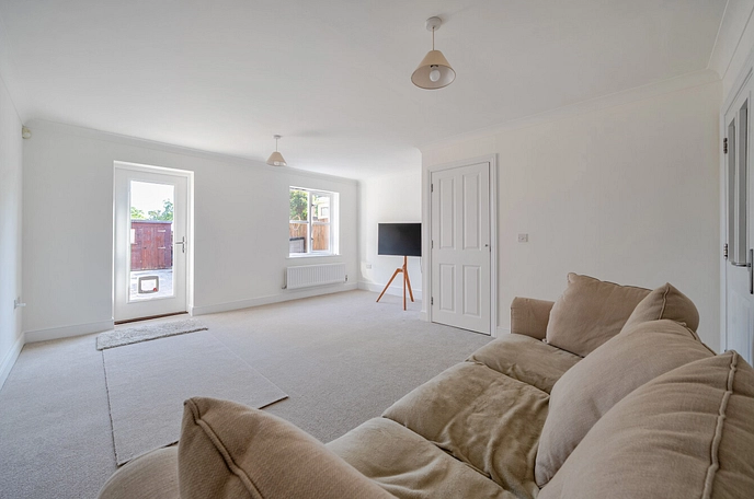 3 bedroom  terraced house for sale