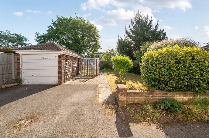 3 bedroom  detached bungalow for sale