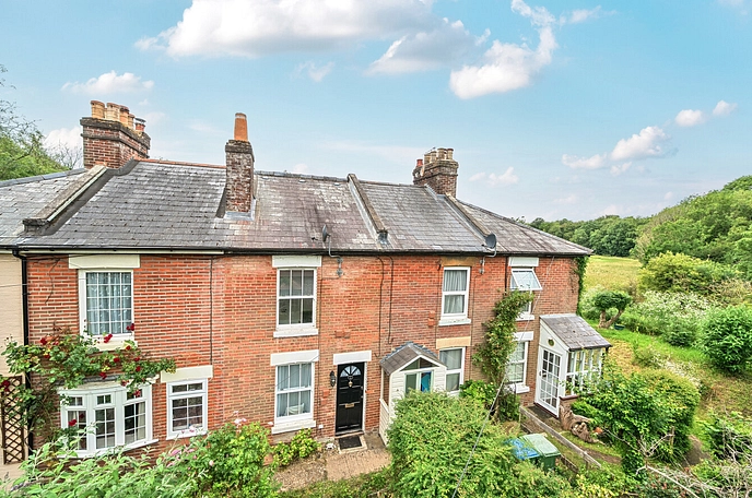 3 bedroom  terraced house for sale