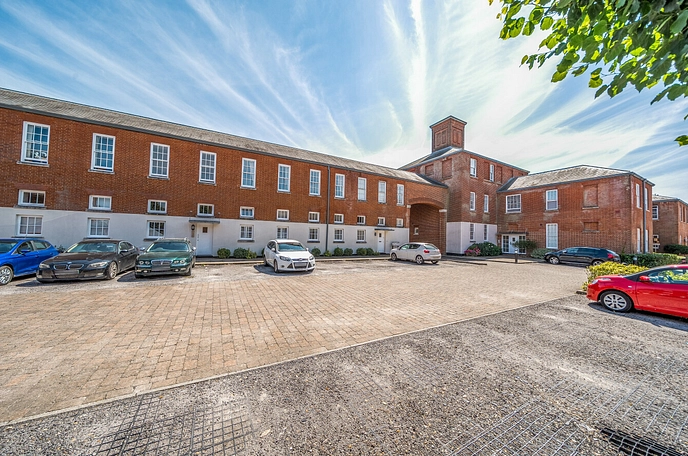 3 bedroom apartment for sale