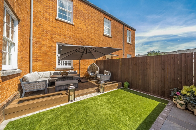 3 bedroom apartment for sale