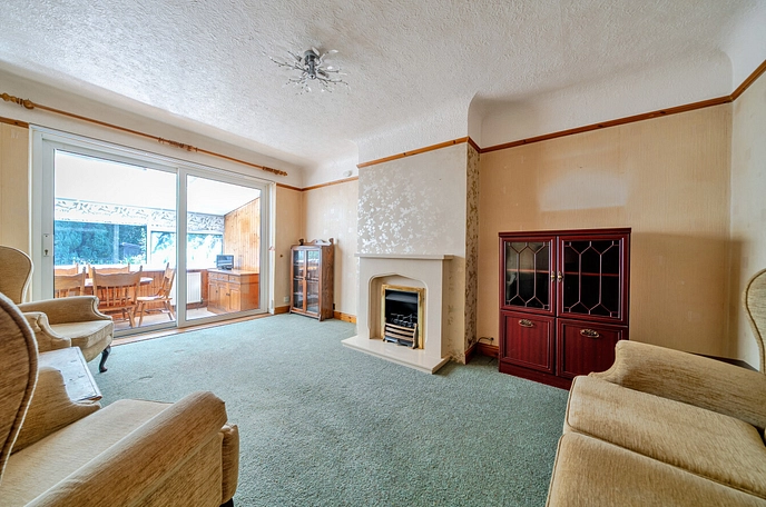 2 bedroom  semi-detached bungalow for sale