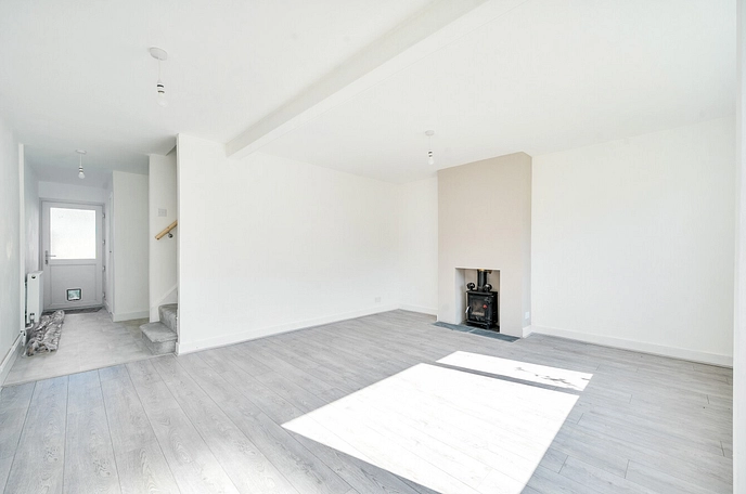 3 bedroom  terraced house for sale