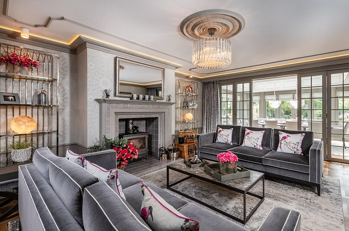 7 bedroom  detached house for sale