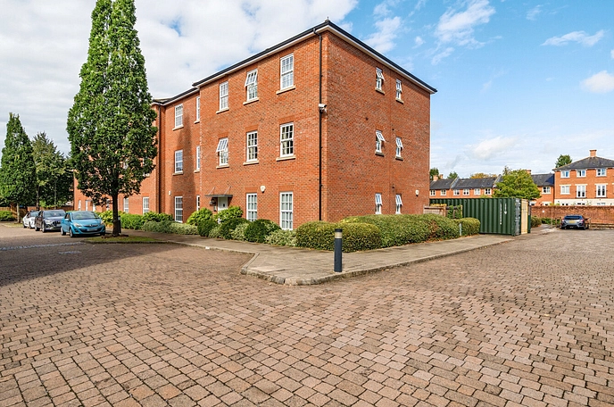 2 bedroom apartment for sale