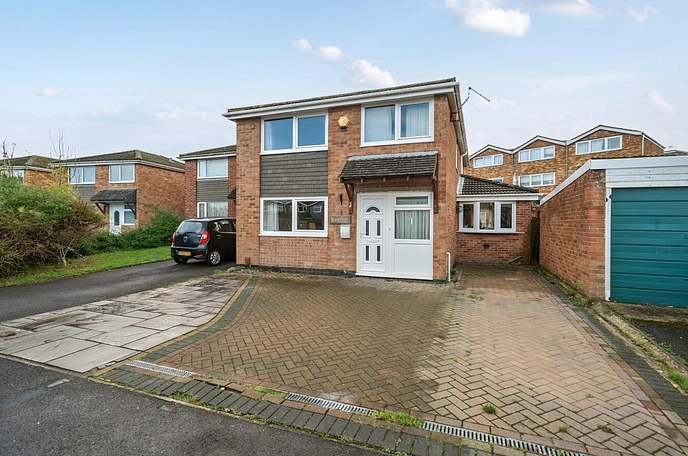 4 bedroom  detached house for sale