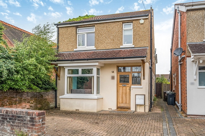 4 bedroom  detached house for sale