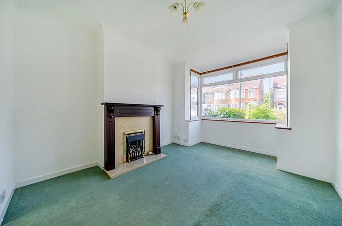 3 bedroom  terraced house for sale