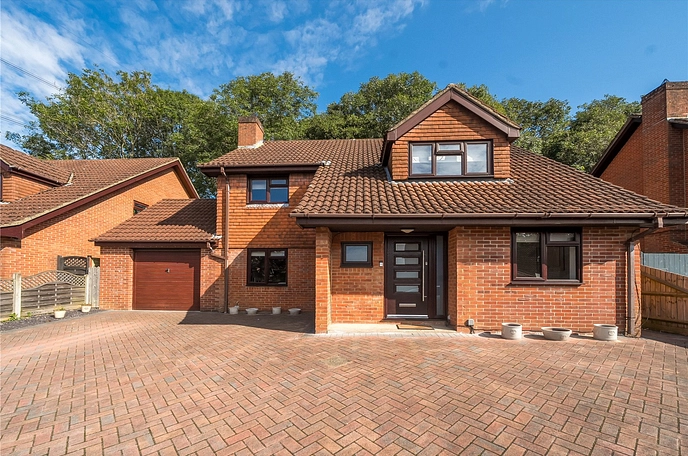 4 bedroom  detached house for sale
