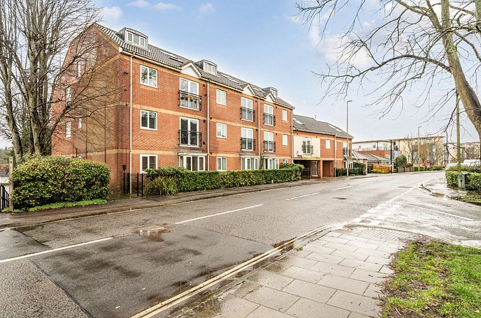 2 bedroom apartment for sale