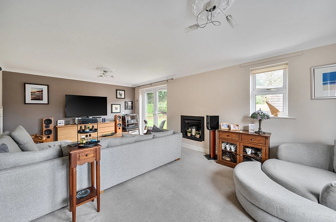4 bedroom  detached house for sale