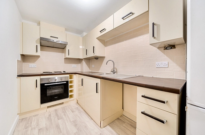 2 bedroom apartment for sale