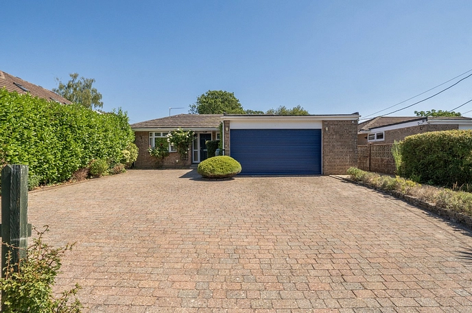 3 bedroom  detached bungalow for sale