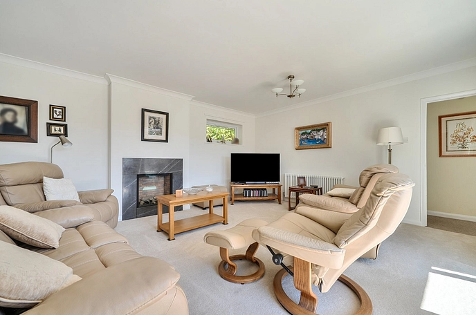 3 bedroom  detached bungalow for sale