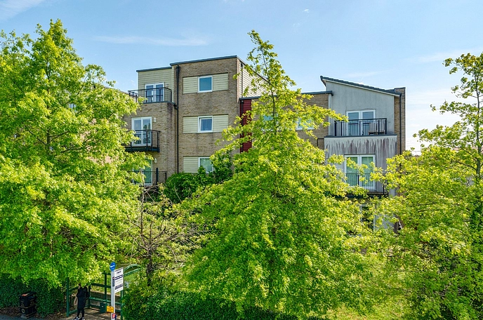 2 bedroom apartment for sale
