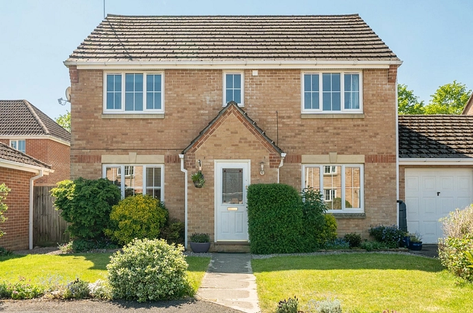 4 bedroom  detached house for sale