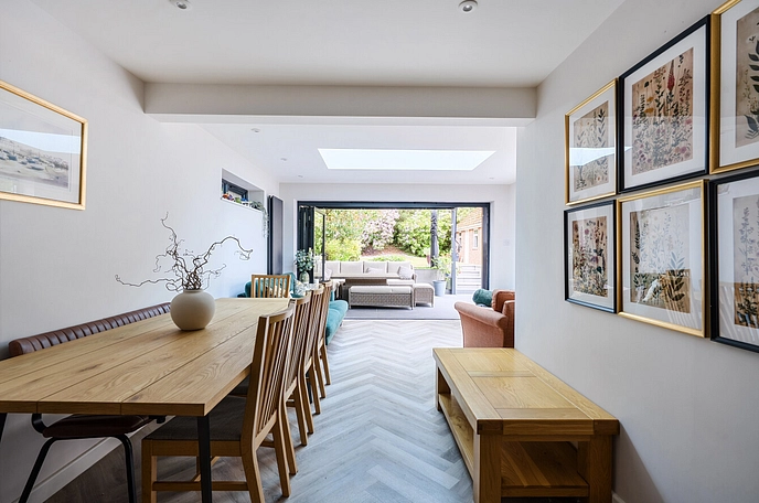 4 bedroom  detached bungalow for sale