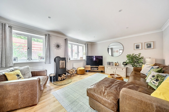 4 bedroom  detached house for sale