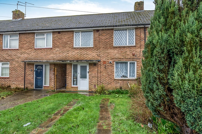3 bedroom  terraced house for sale