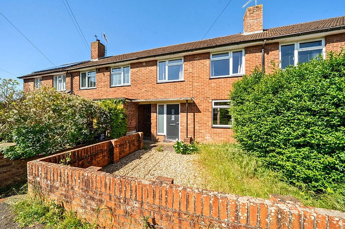 3 bedroom  terraced house for sale