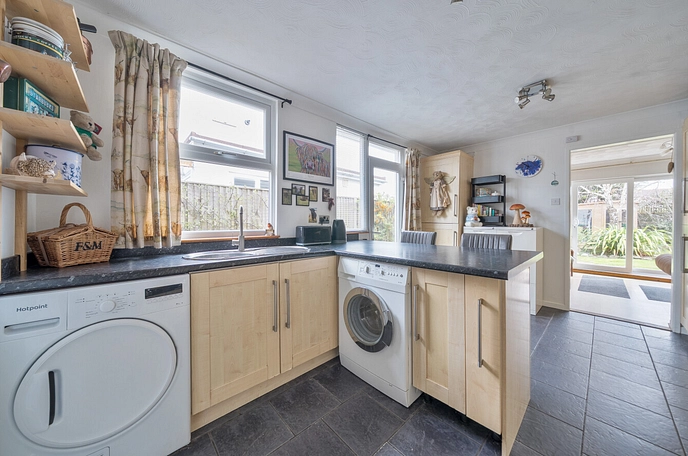 4 bedroom  detached house for sale