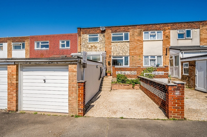 3 bedroom  terraced house for sale