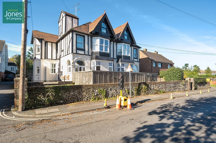 1 bedroom apartment to rent