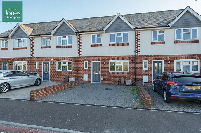 3 bedroom terraced house to rent