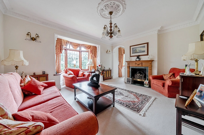 4 bedroom  detached house for sale