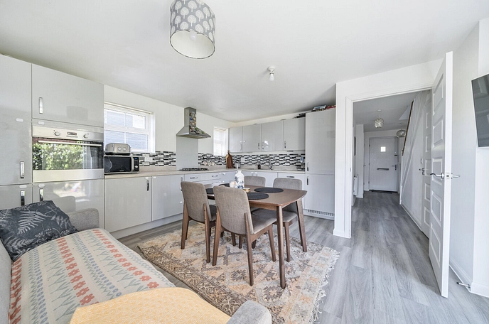 4 bedroom  detached house for sale