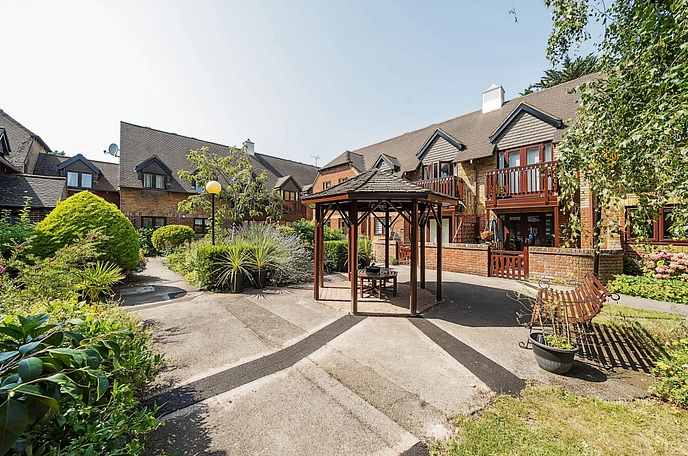 2 bedroom apartment for sale