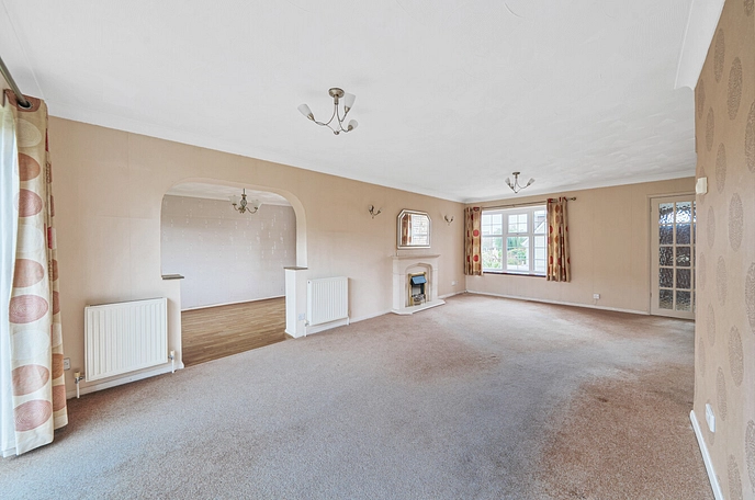 4 bedroom  detached house for sale