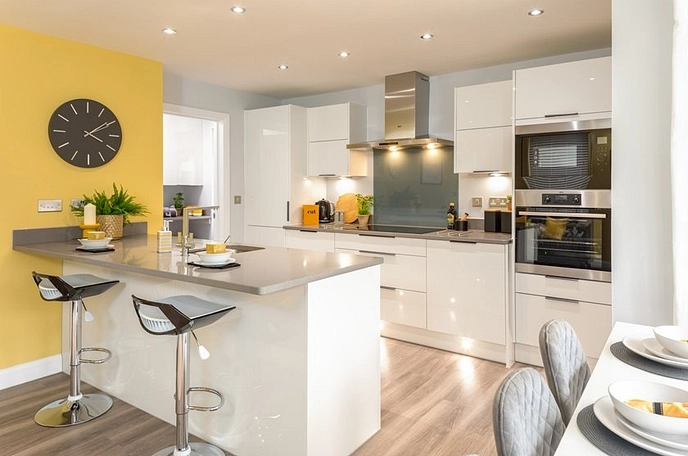 4 bedroom  detached house for sale