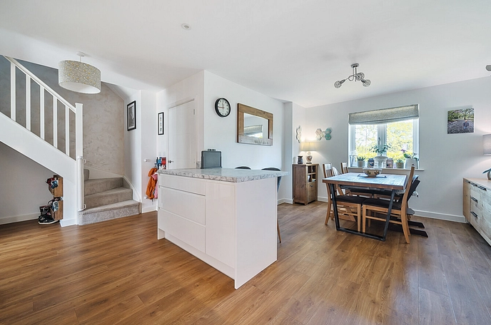 4 bedroom  detached house for sale