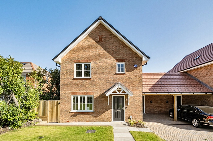 3 bedroom  detached house for sale
