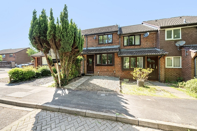 2 bedroom terraced house for sale