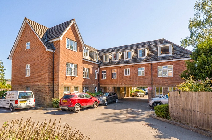 2 bedroom apartment for sale
