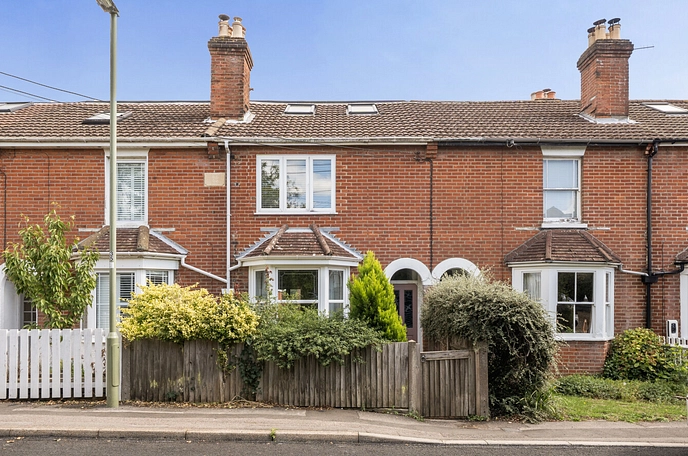 4 bedroom  terraced house for sale