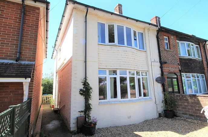 2 bedroom apartment to rent