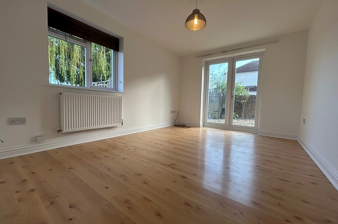 2 bedroom  detached bungalow to rent